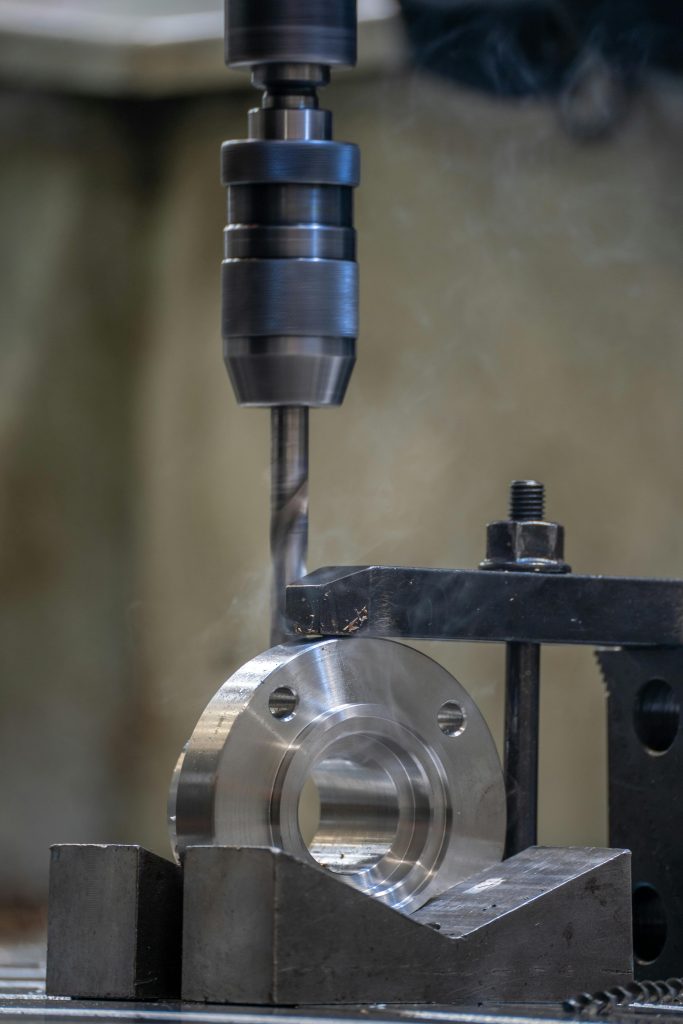 What Should Flashpoint Be for Cutting Oils in Swiss Machined? 1 Flashpoint Be for Cutting