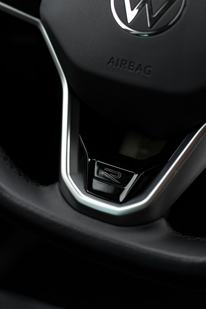 What Technology Makes Your Car Beep When You Lock It? 2 Car Beep When You Lock It